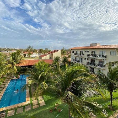 Apartamento com vista para o mar, piscina , deck , playground e estacionamento . Taíba Exterior foto