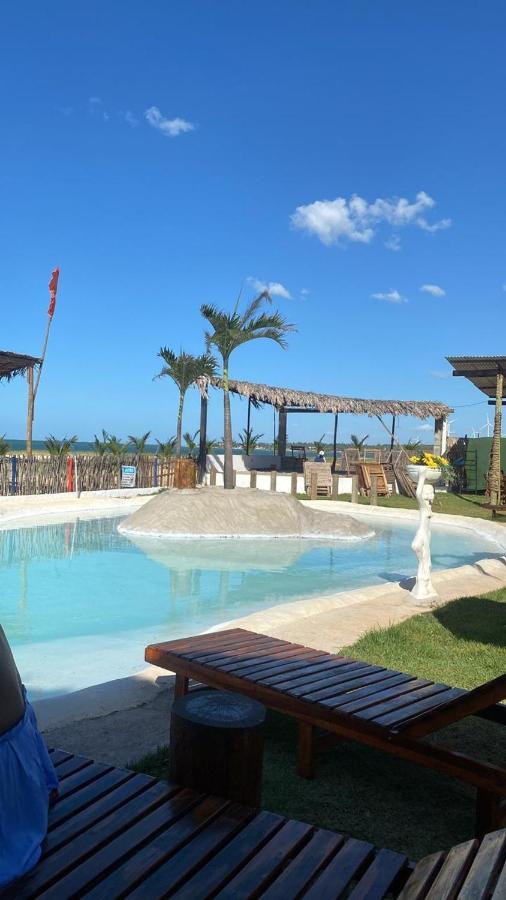 Apartamento com vista para o mar, piscina , deck , playground e estacionamento . Taíba Exterior foto